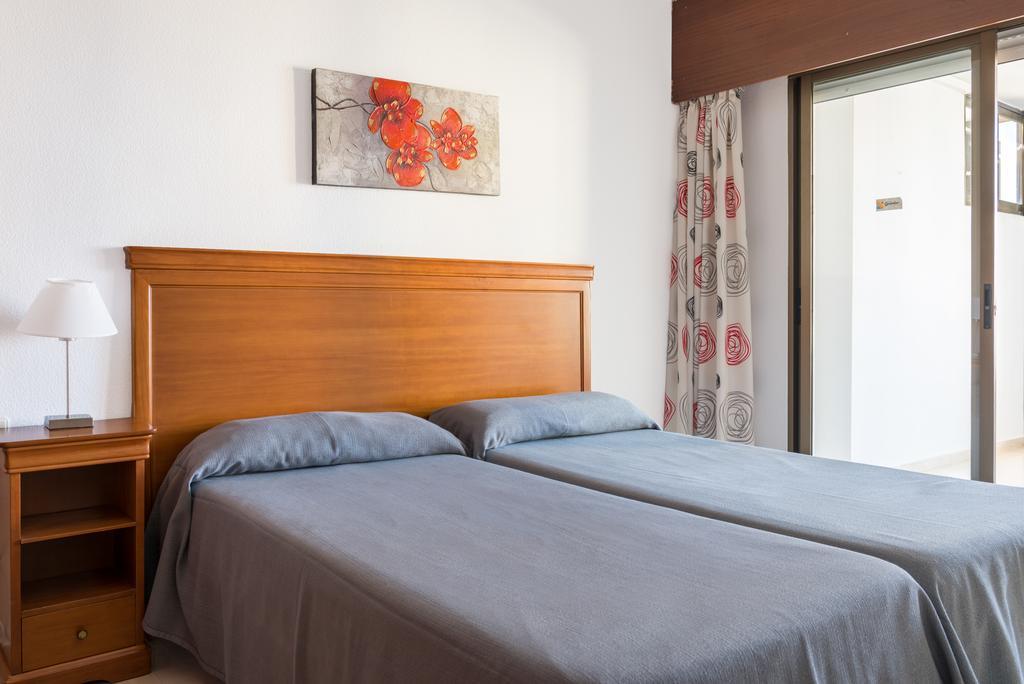 Gemelos 4 Benidorm Dış mekan fotoğraf